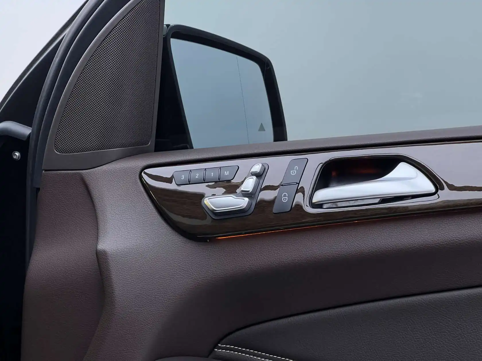 Mercedes-Benz GLS 400 4MATIC, 2018 23
