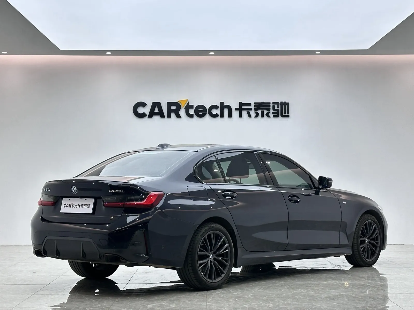 BMW 325Li, 2023 все фото