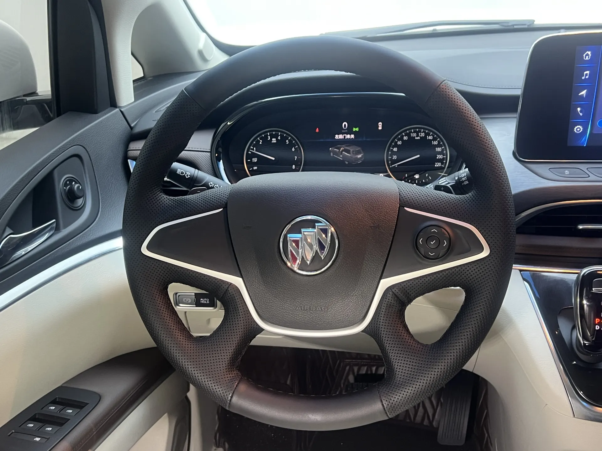Buick GL8, 2025 8