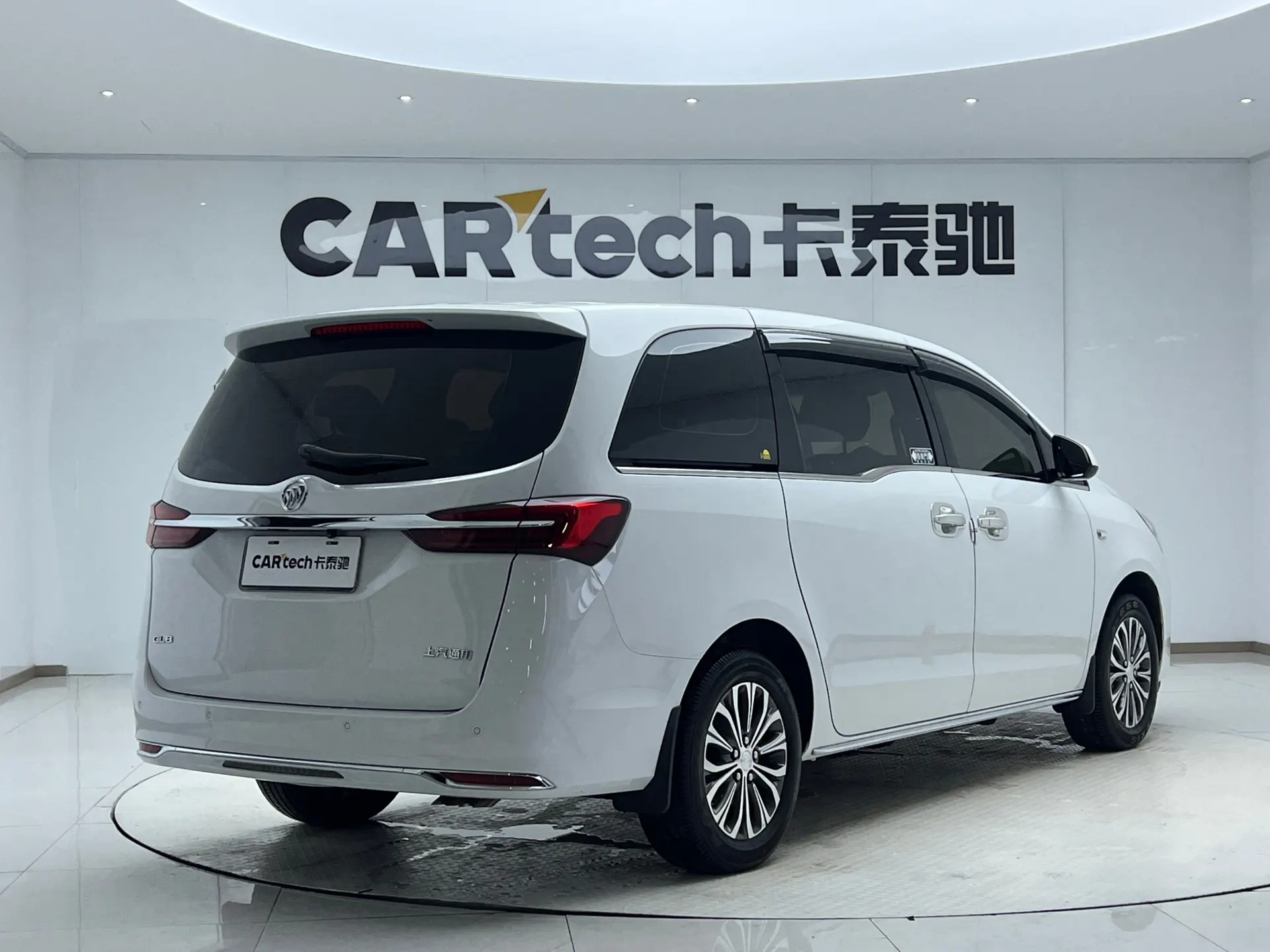 Buick GL8, 2025 22