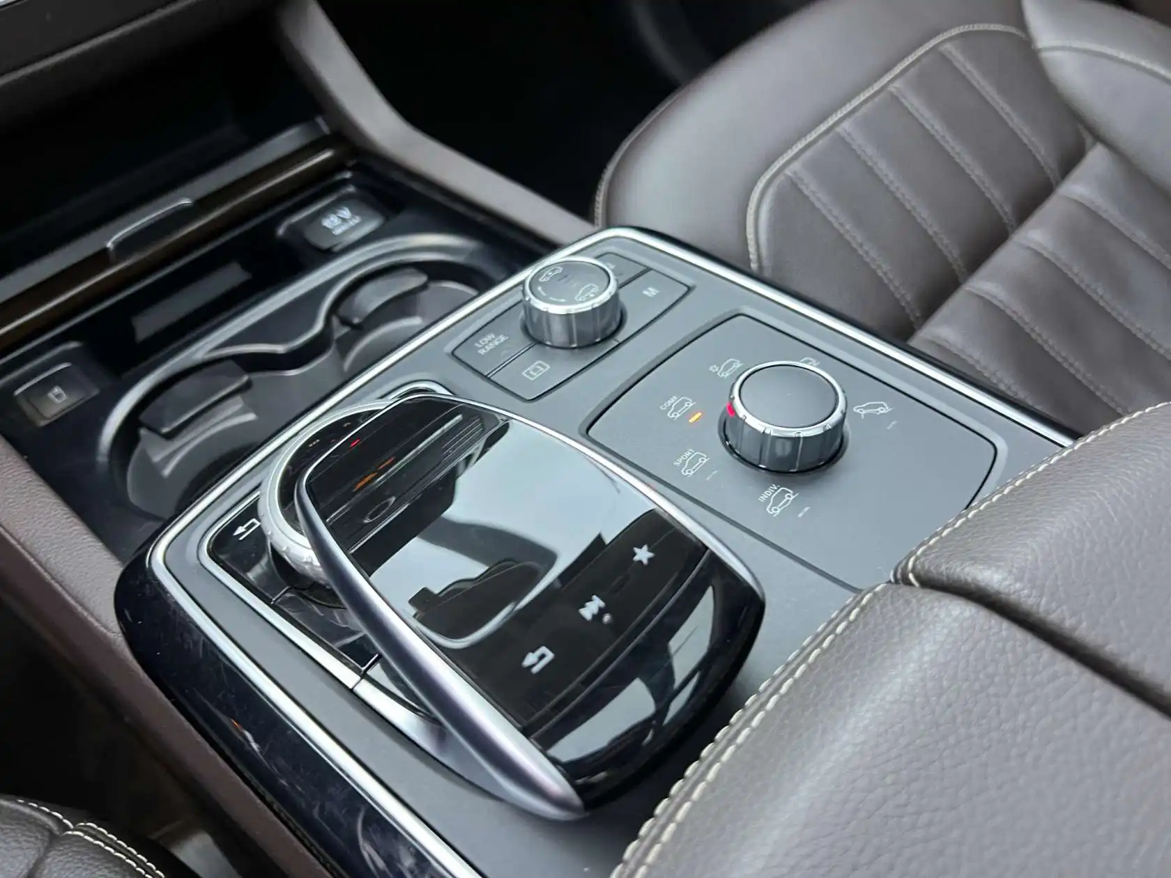 Mercedes-Benz GLS 400 4MATIC, 2018 9