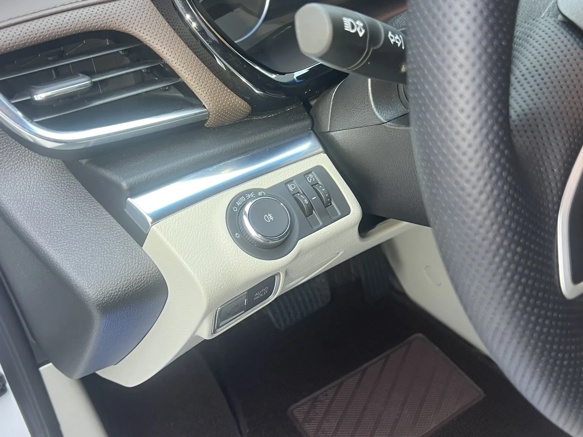 Buick GL8, 2025 12