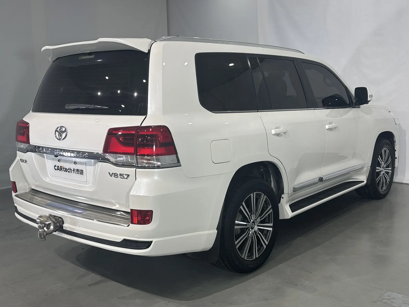 Toyota Land Cruiser, 2019 4