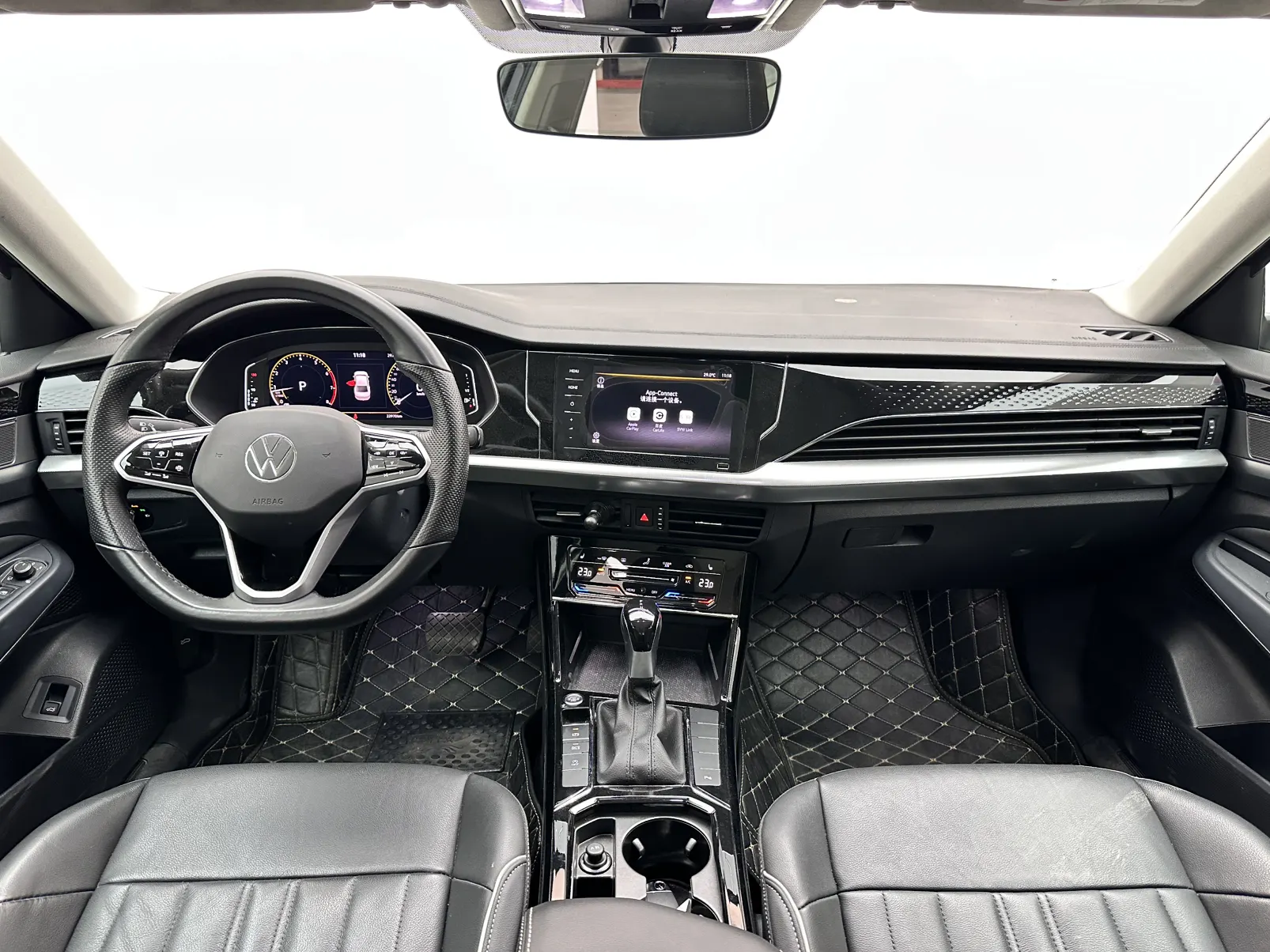 Volkswagen Passat, 2023 10