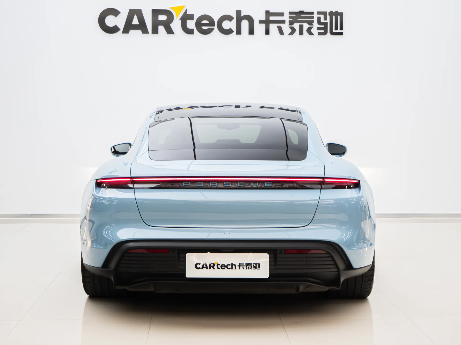 Porsche Taycan, 2023 все фото