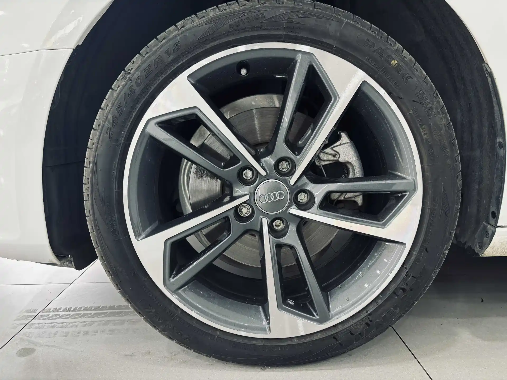 Audi A4L 40 TFSI, 2021 9