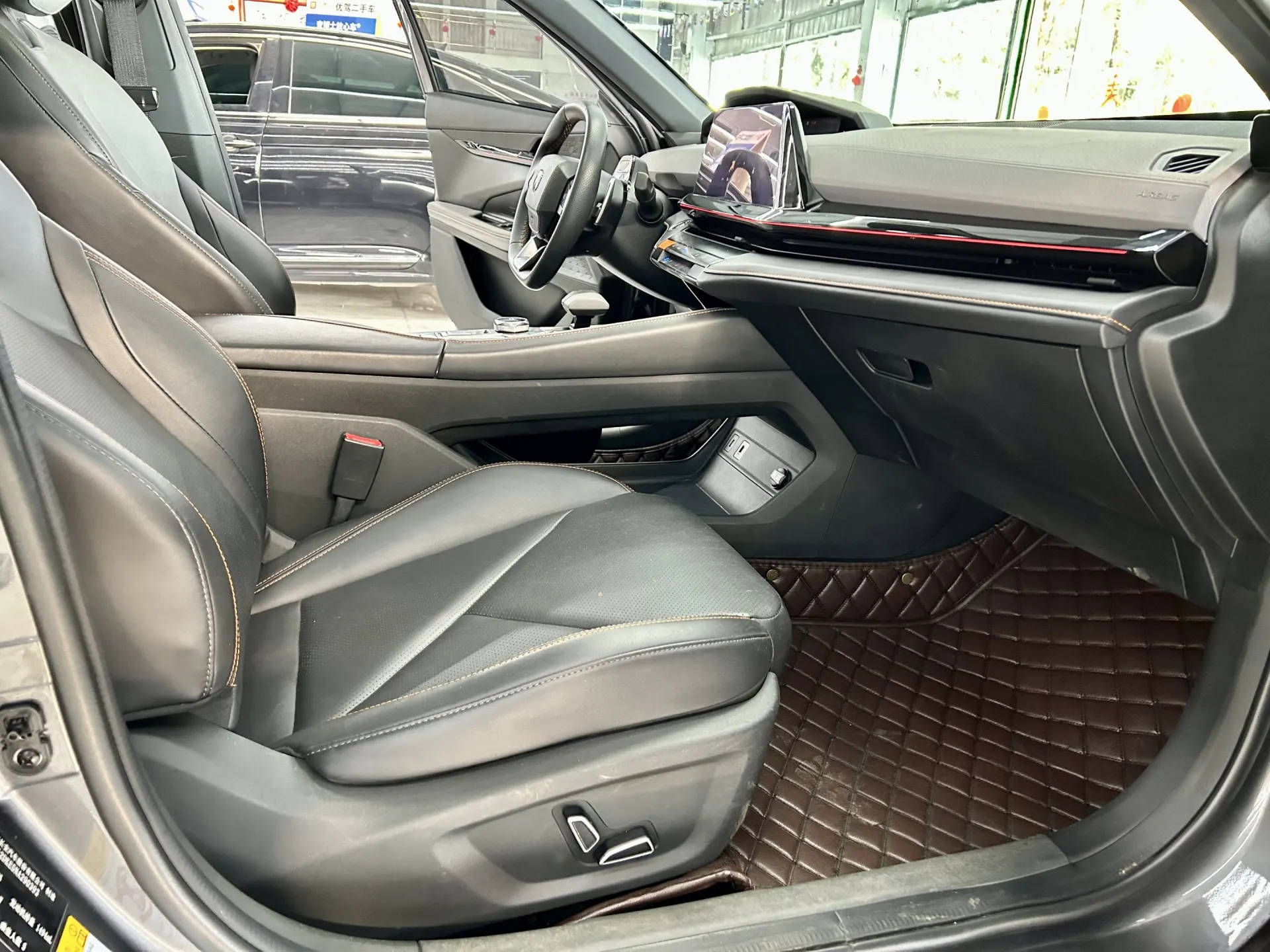 Changan UNI-V, 2022 11