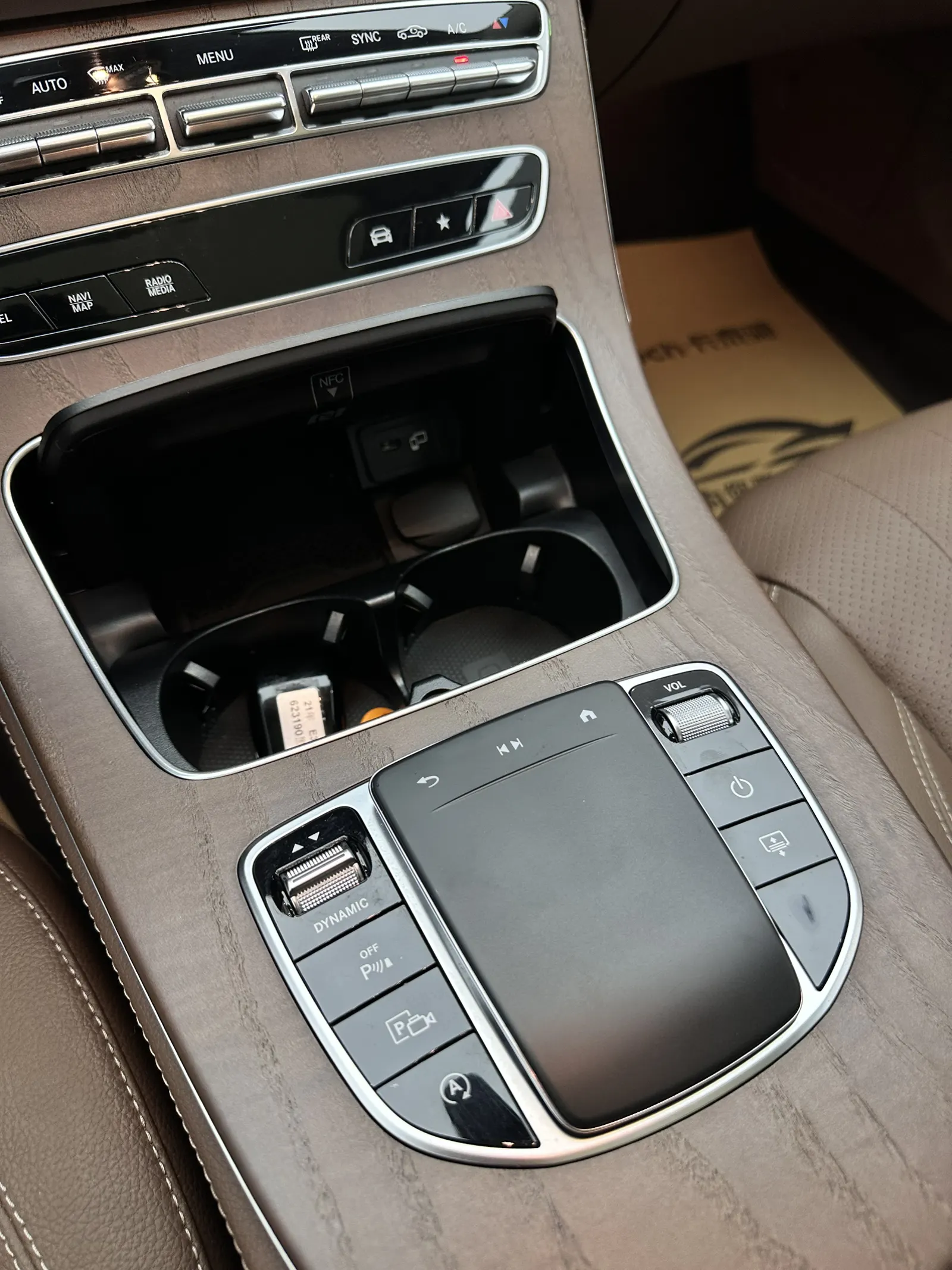 Mercedes-Benz E 300 L, 2021 17