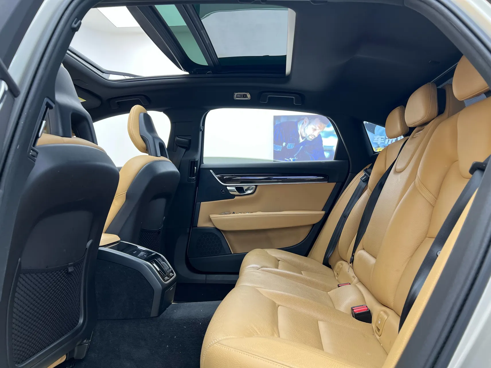 Volvo S90, 2018 20