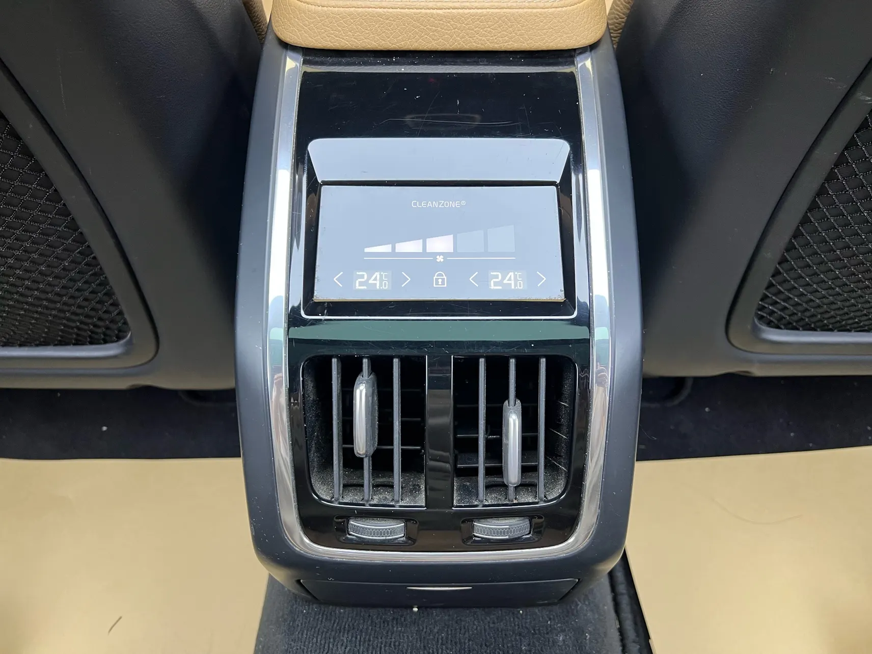 Volvo S90, 2018 22