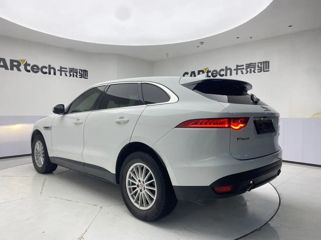 Jaguar F-PACE, 2017 7
