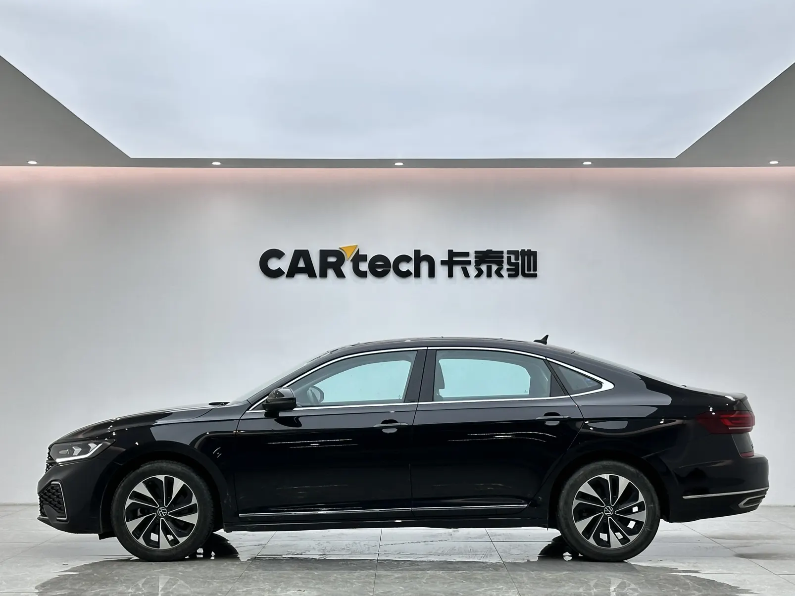 Volkswagen Passat, 2023 2