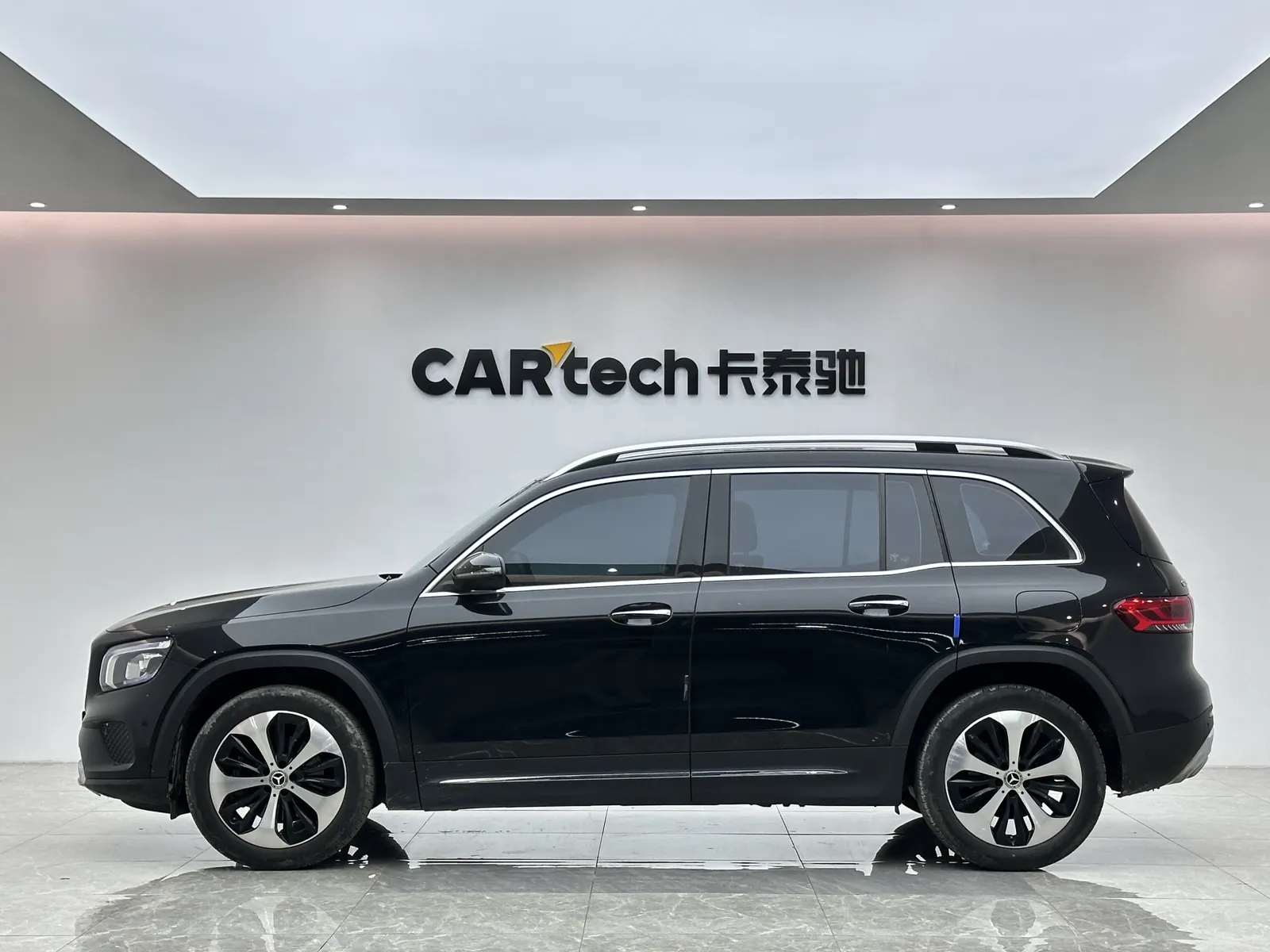 Mercedes-Benz GLB, 2022 2