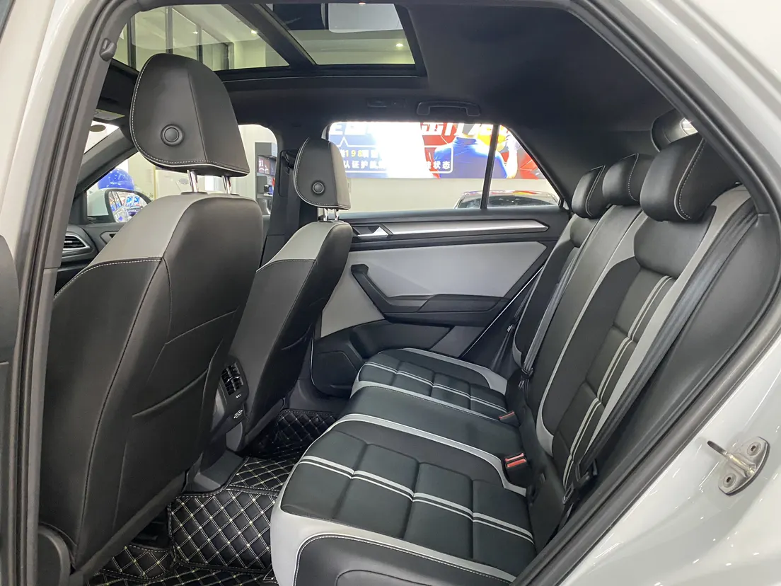 Volkswagen T-ROC, 2025 18