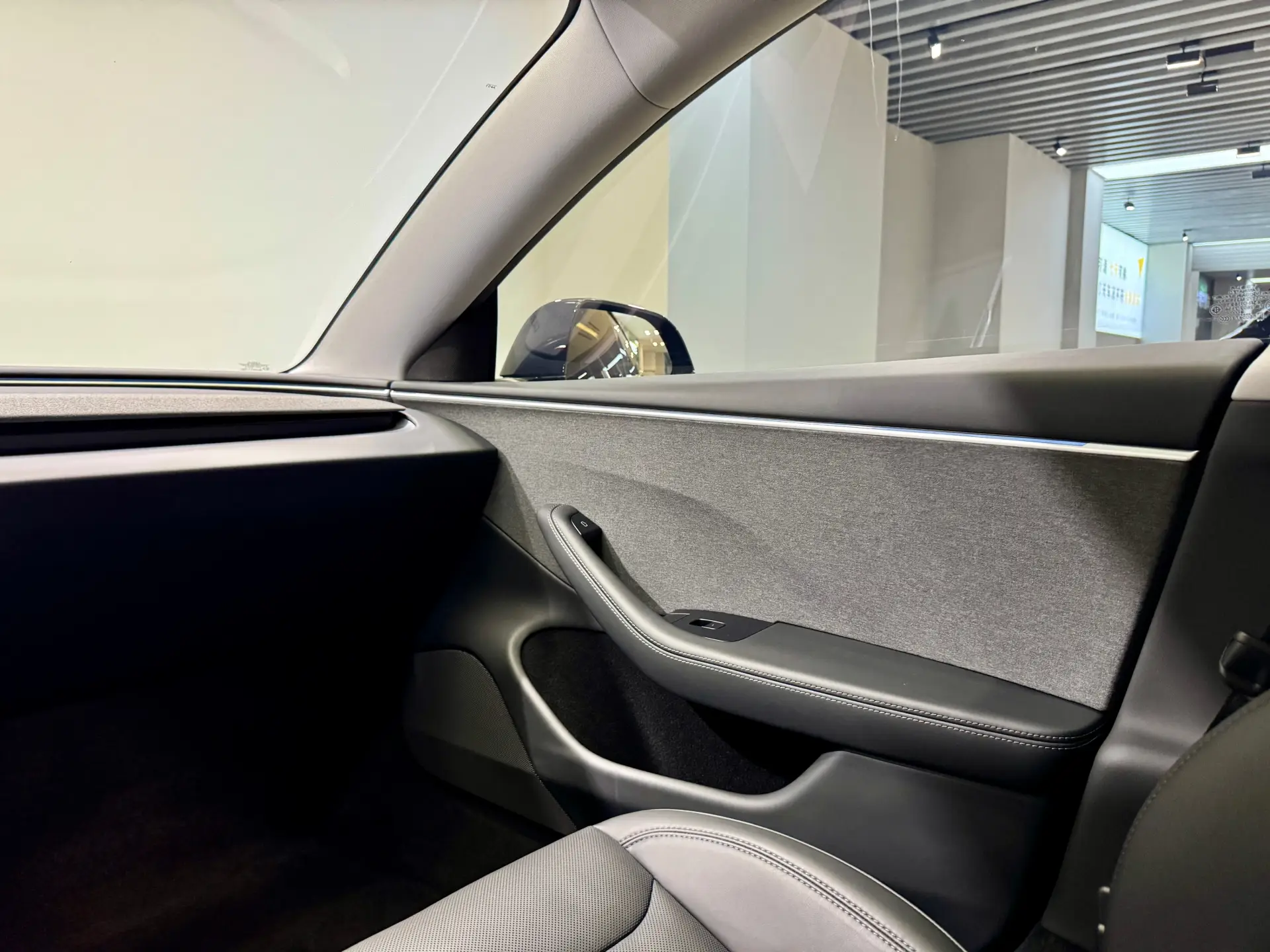 Tesla Model 3, 2024 15