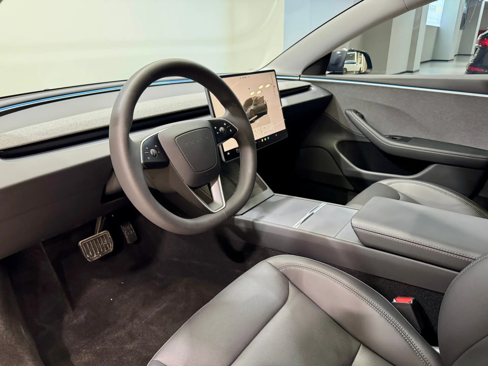Tesla Model 3, 2024 7