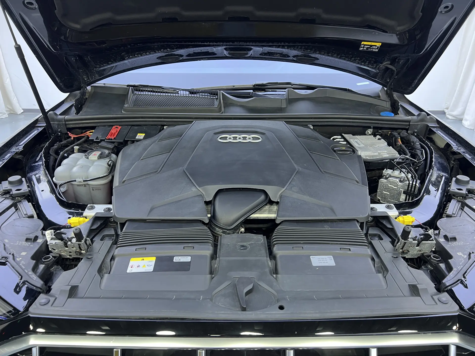 Audi Q7 55 TFSI, 2023 4