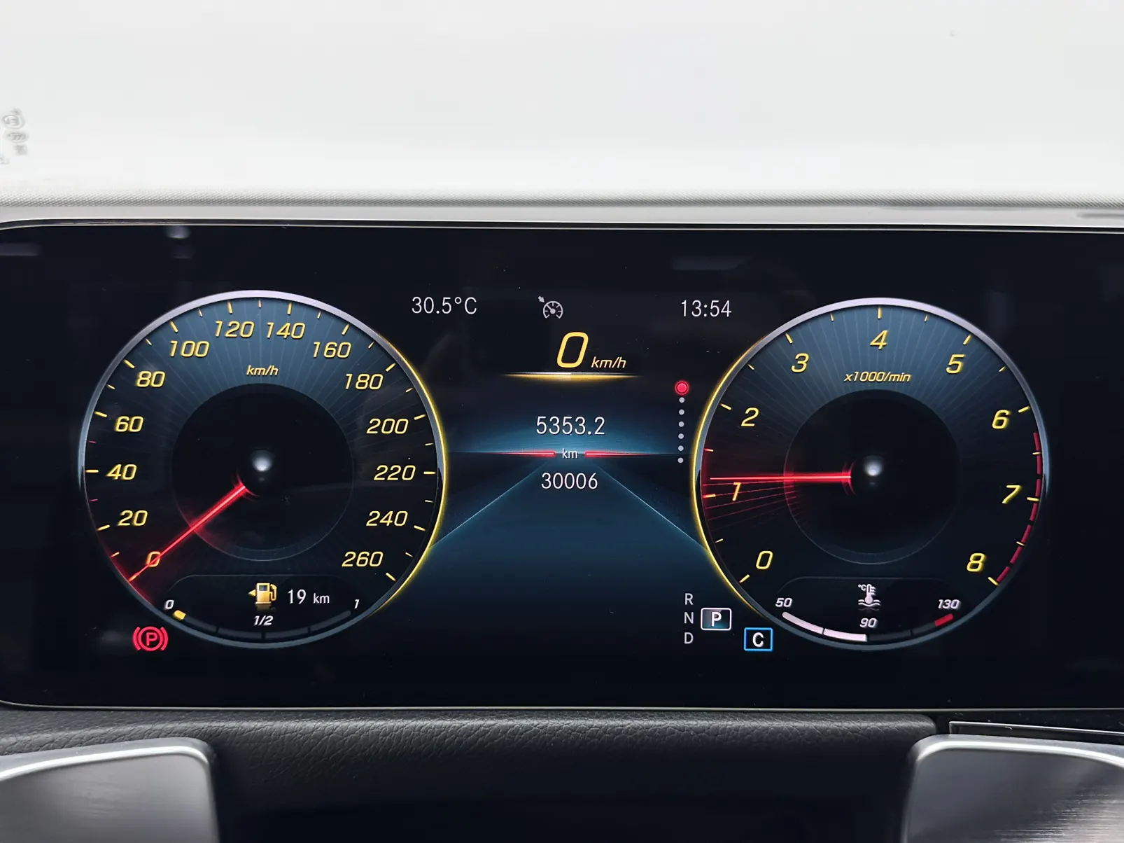 Mercedes-Benz GLB, 2022 14