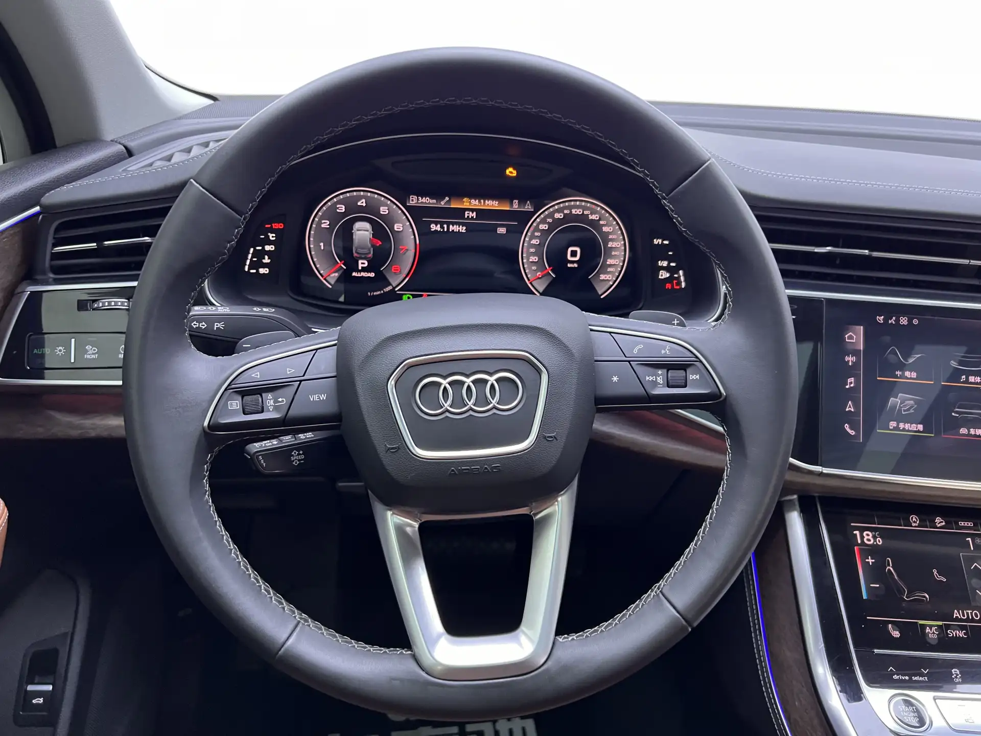 Audi Q7 45 TFSI, 2025 15