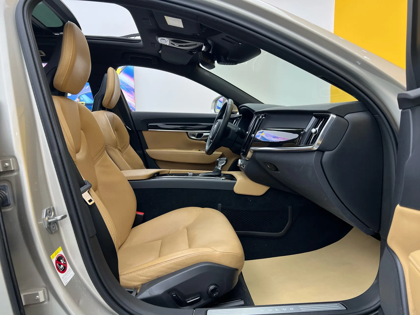 Volvo S90, 2018 19