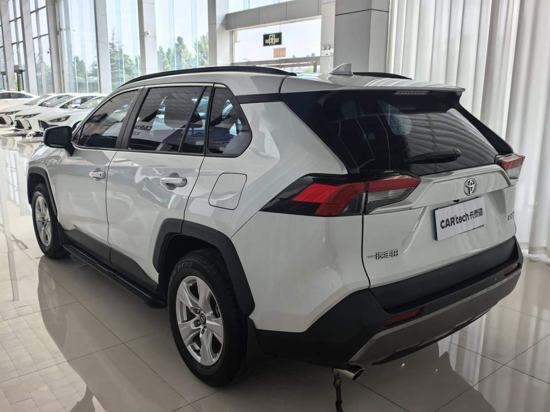 Toyota RAV4, 2024 6
