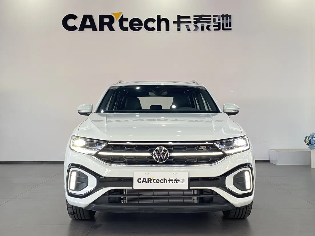 Volkswagen T-ROC, 2025 3