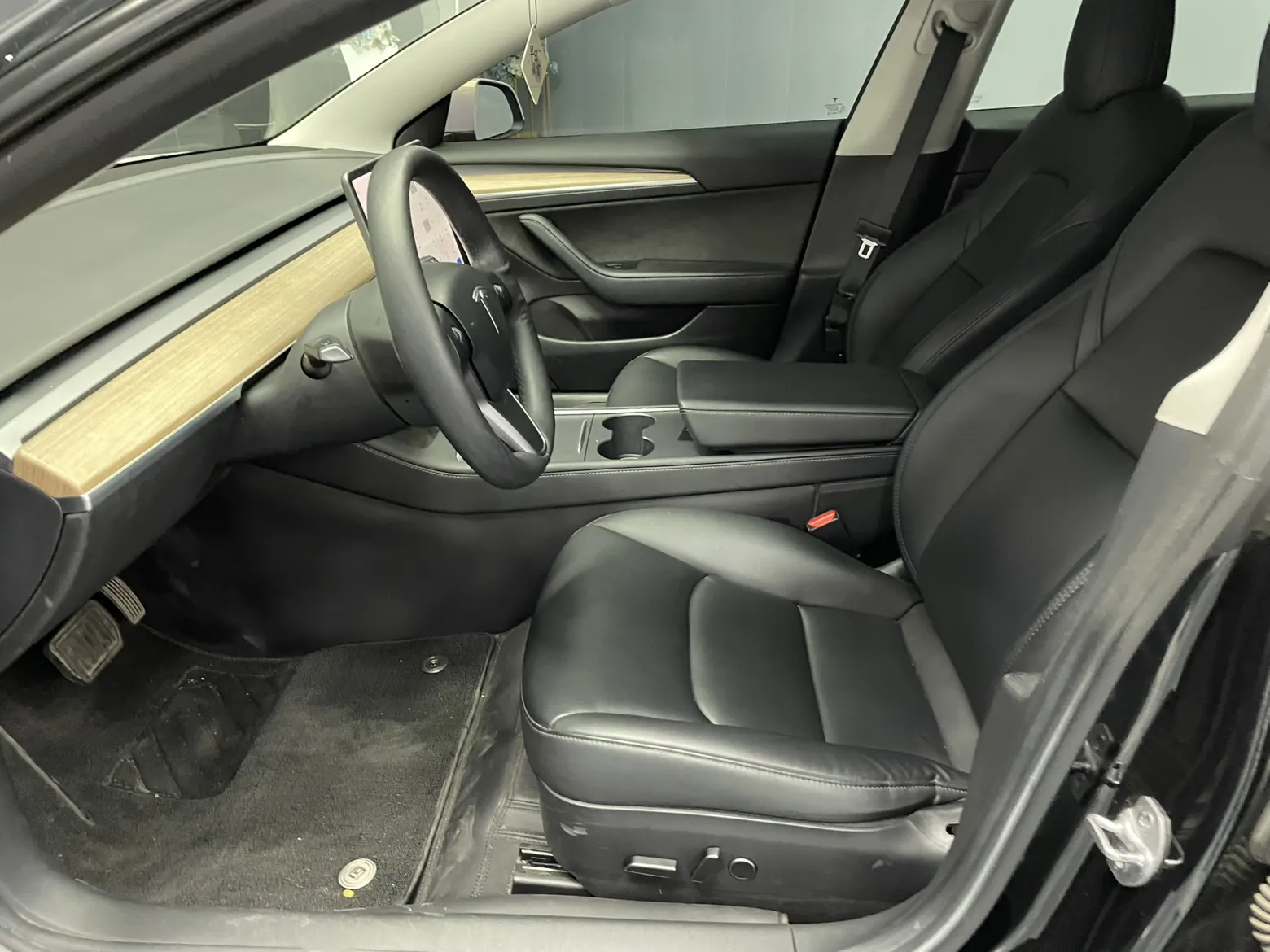 Tesla Model 3, 2021 12