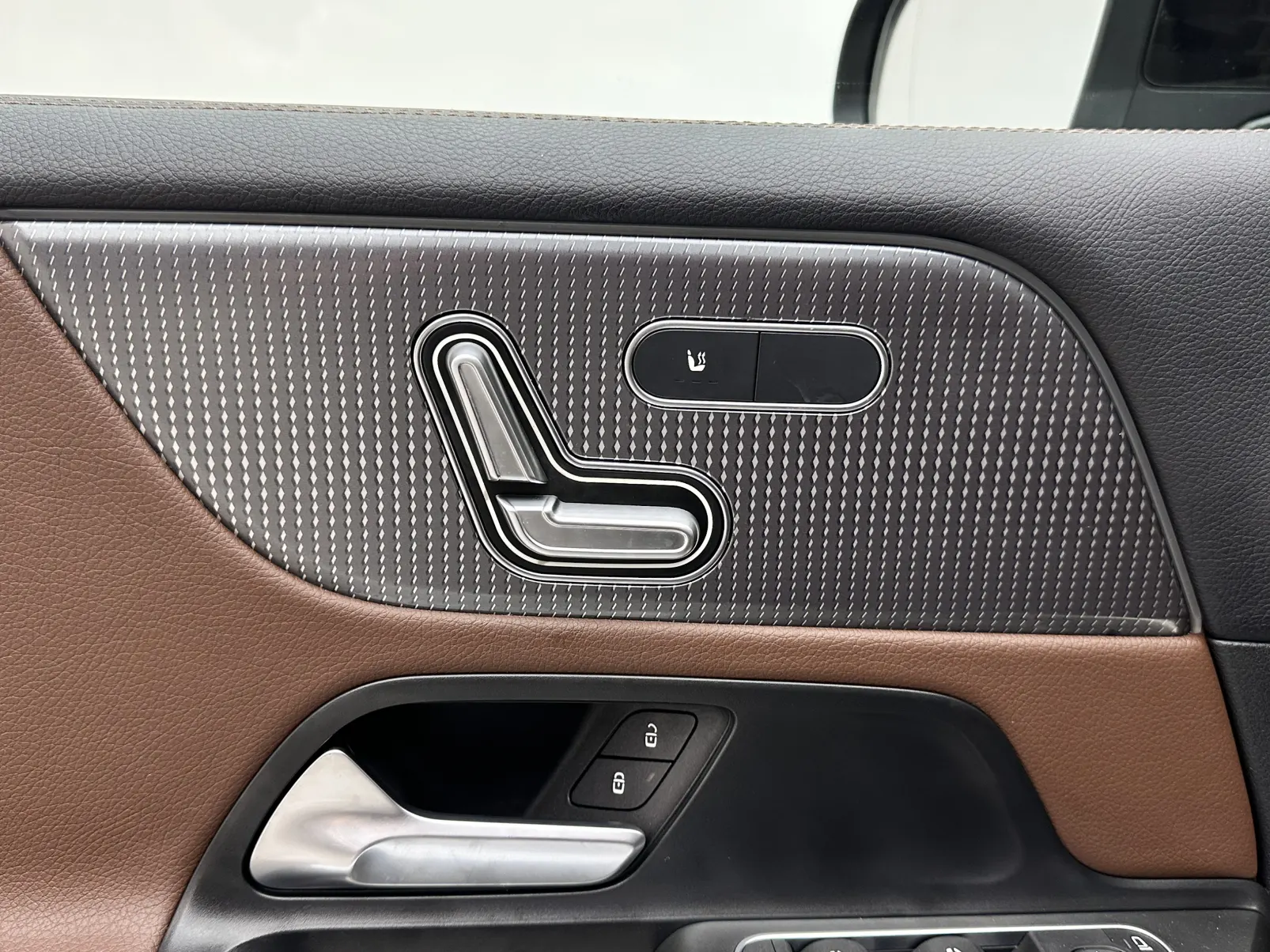 Mercedes-Benz GLB, 2022 15