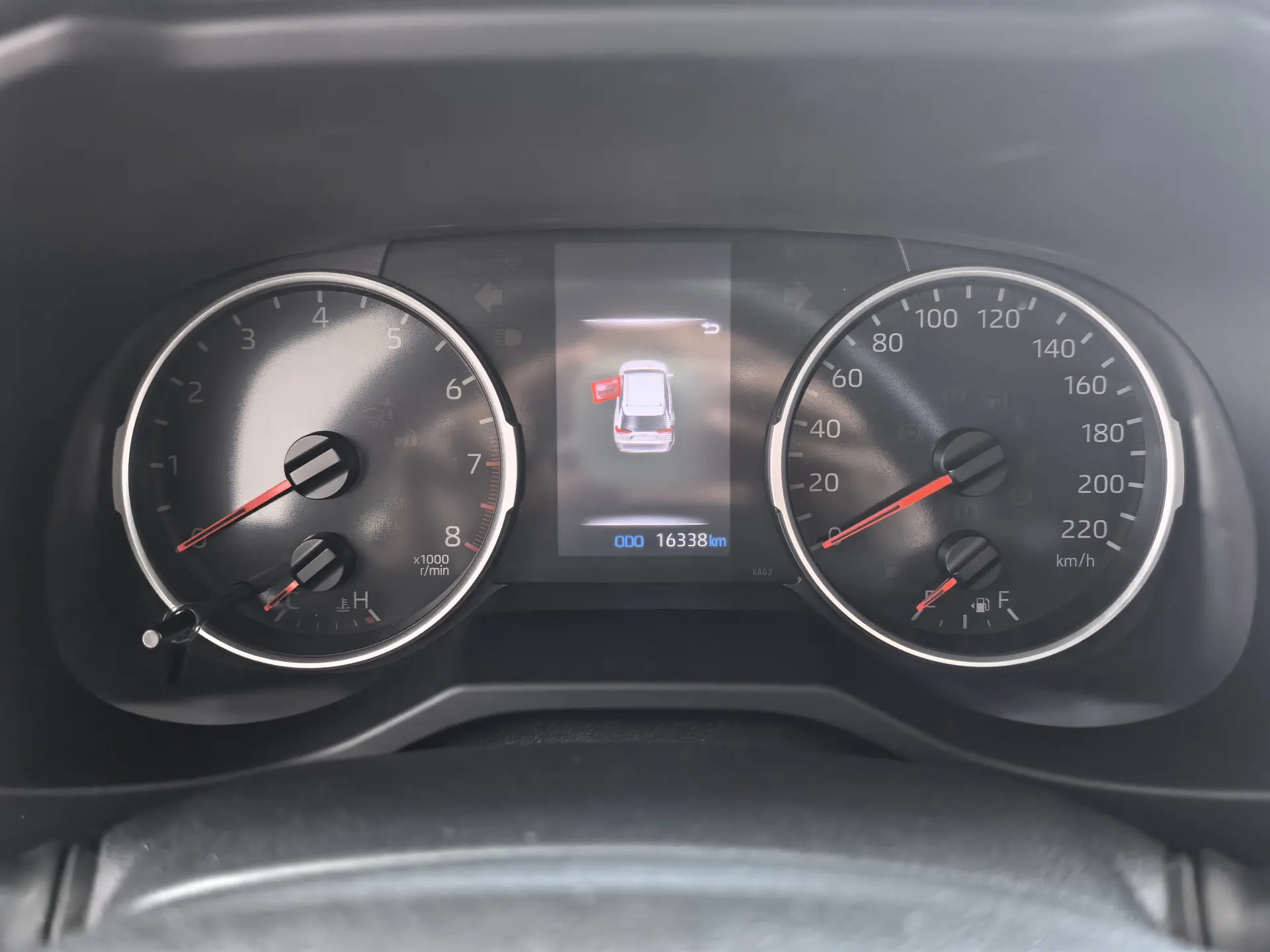 Toyota RAV4, 2024 12