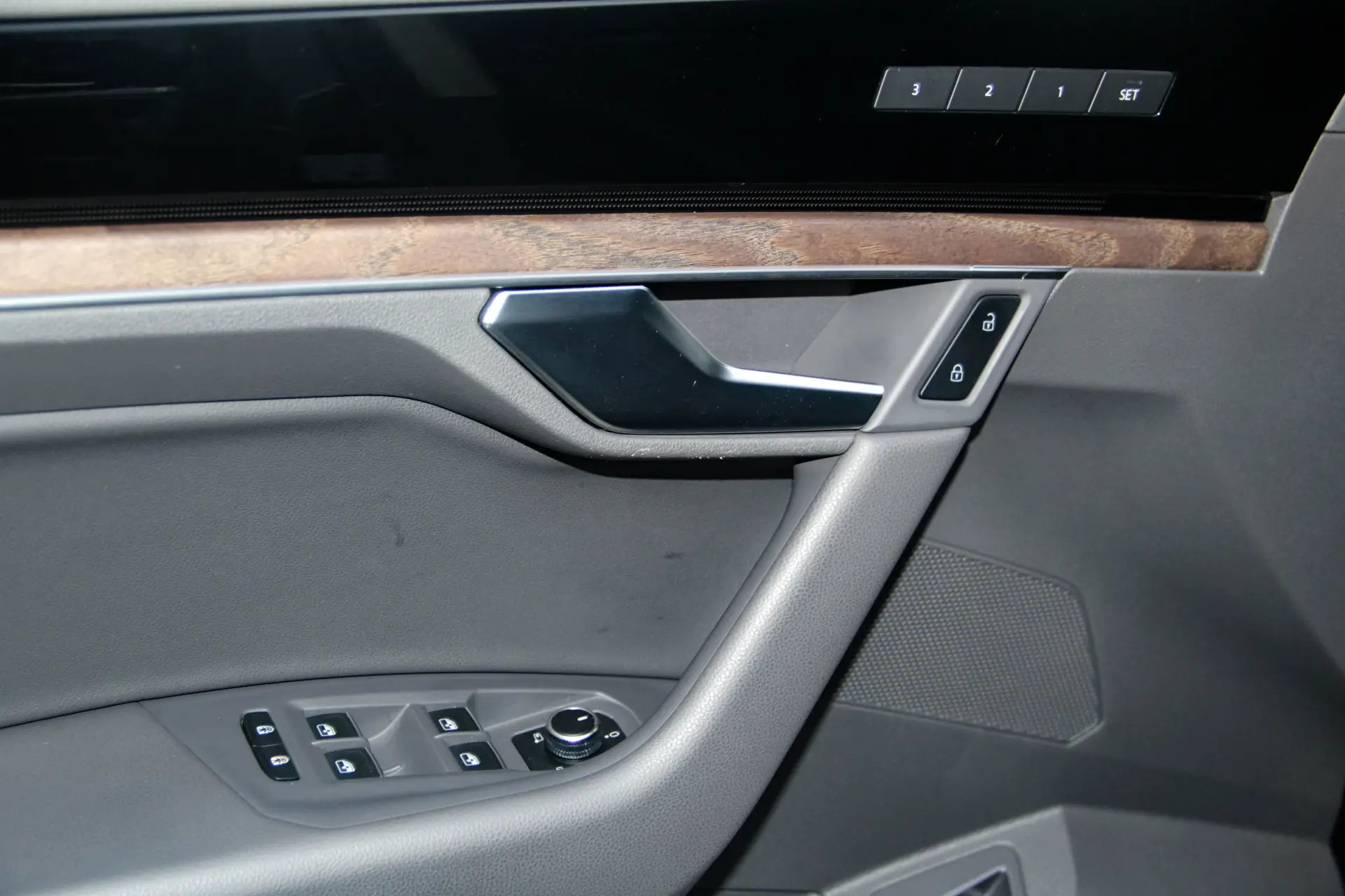 Volkswagen Touareg, 2023 27