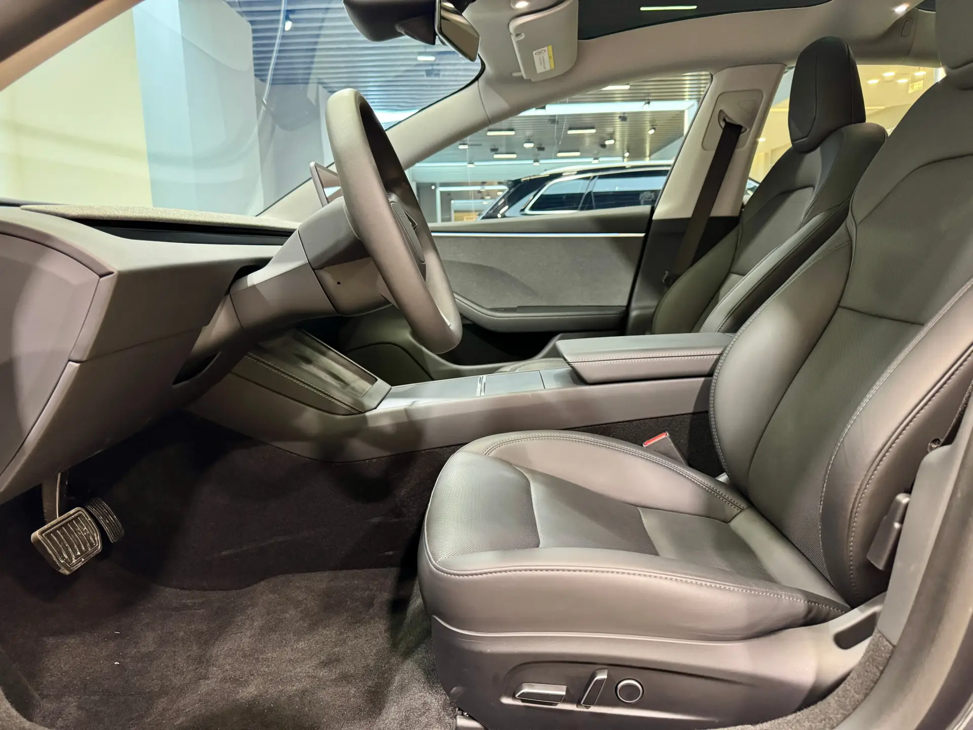 Tesla Model 3, 2024 6