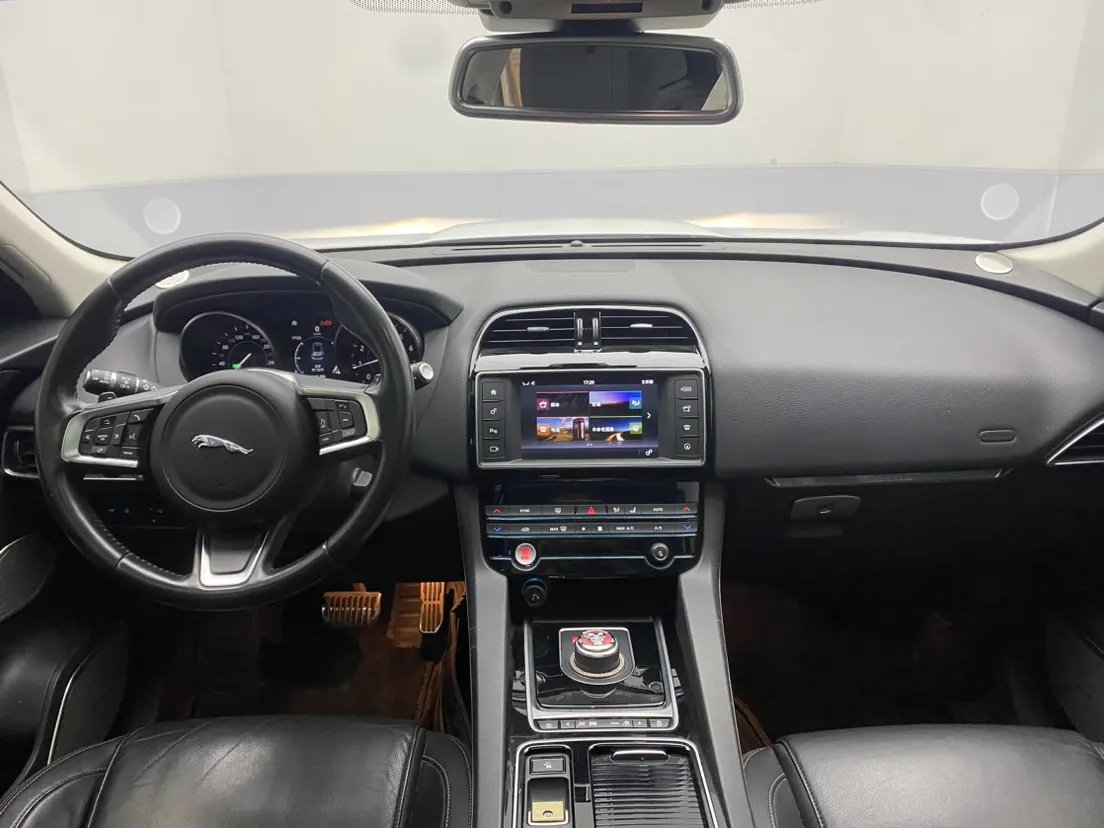 Jaguar F-PACE, 2017 13