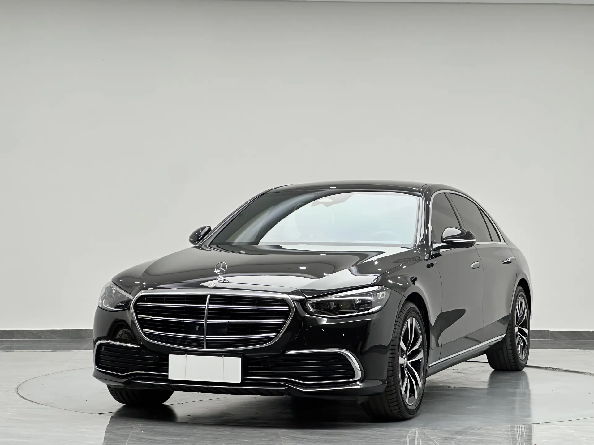 Mercedes-Benz S 400 L, 2023 9