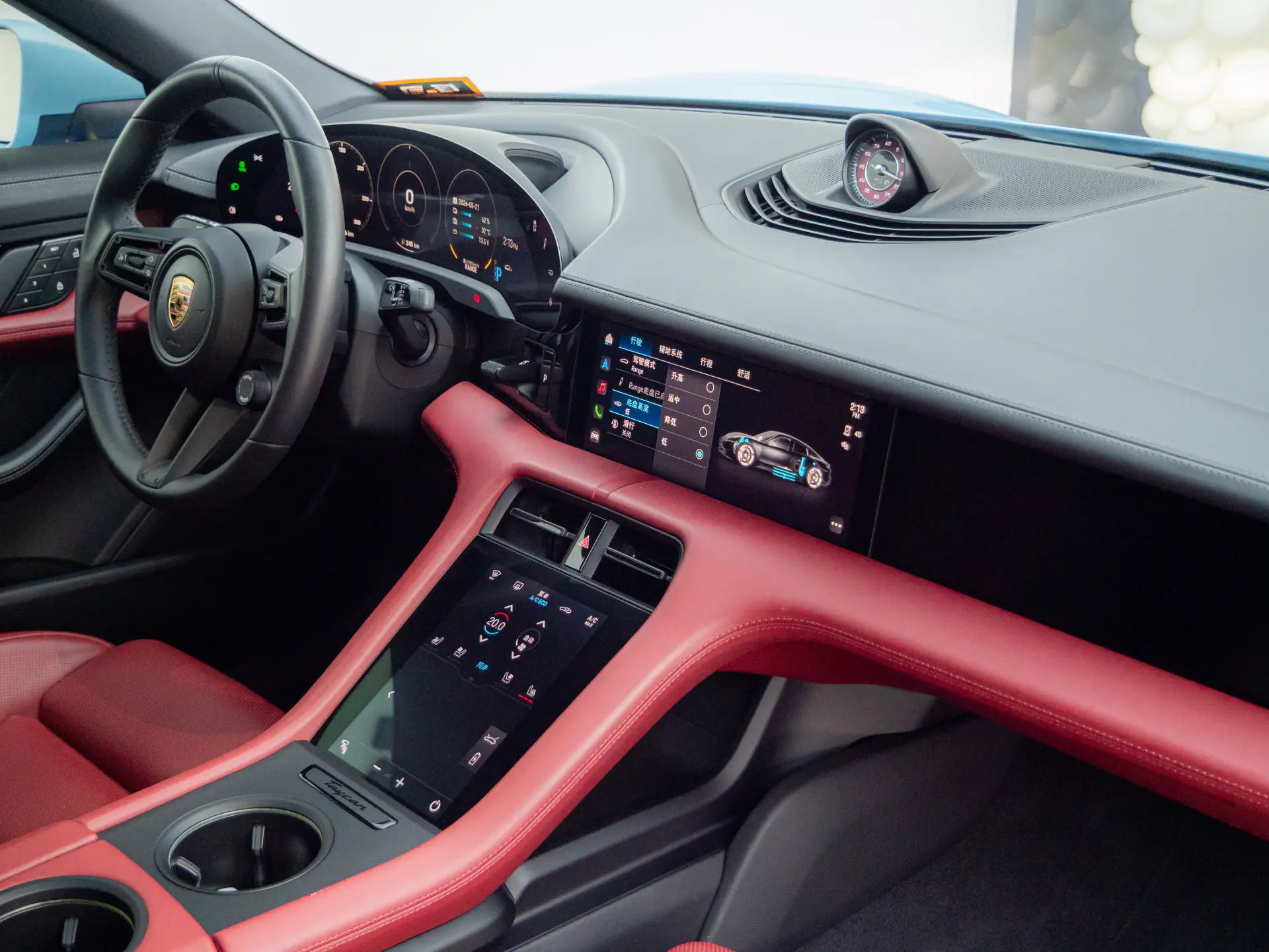 Porsche Taycan, 2023 27