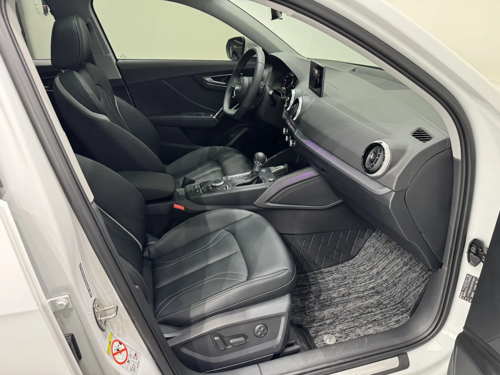 Audi Q2L 35 TFSI, 2025 13
