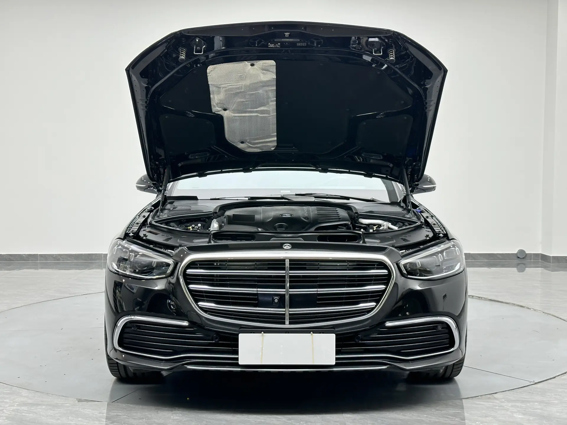 Mercedes-Benz S 400 L, 2023 39