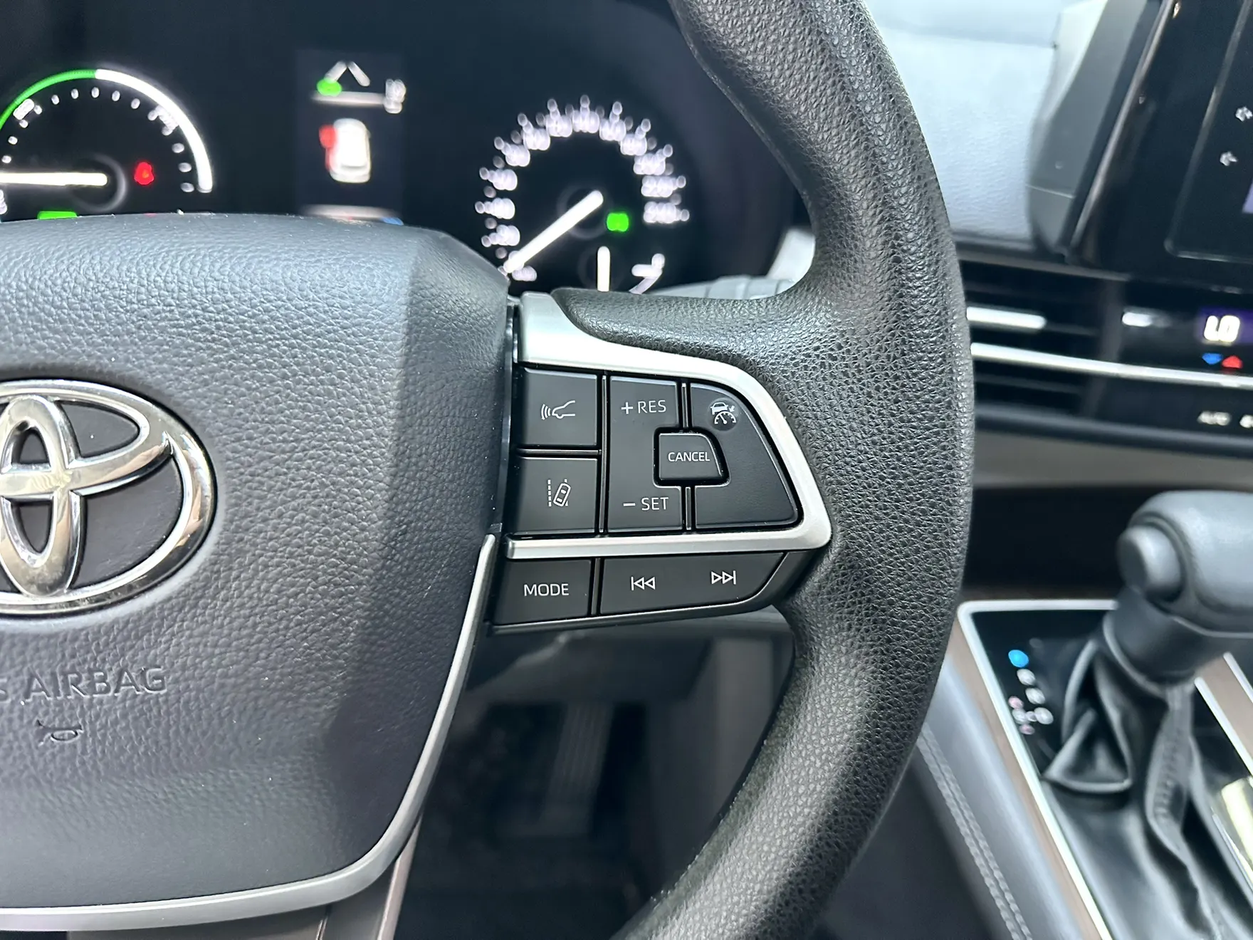 Toyota Sienna, 2024 10
