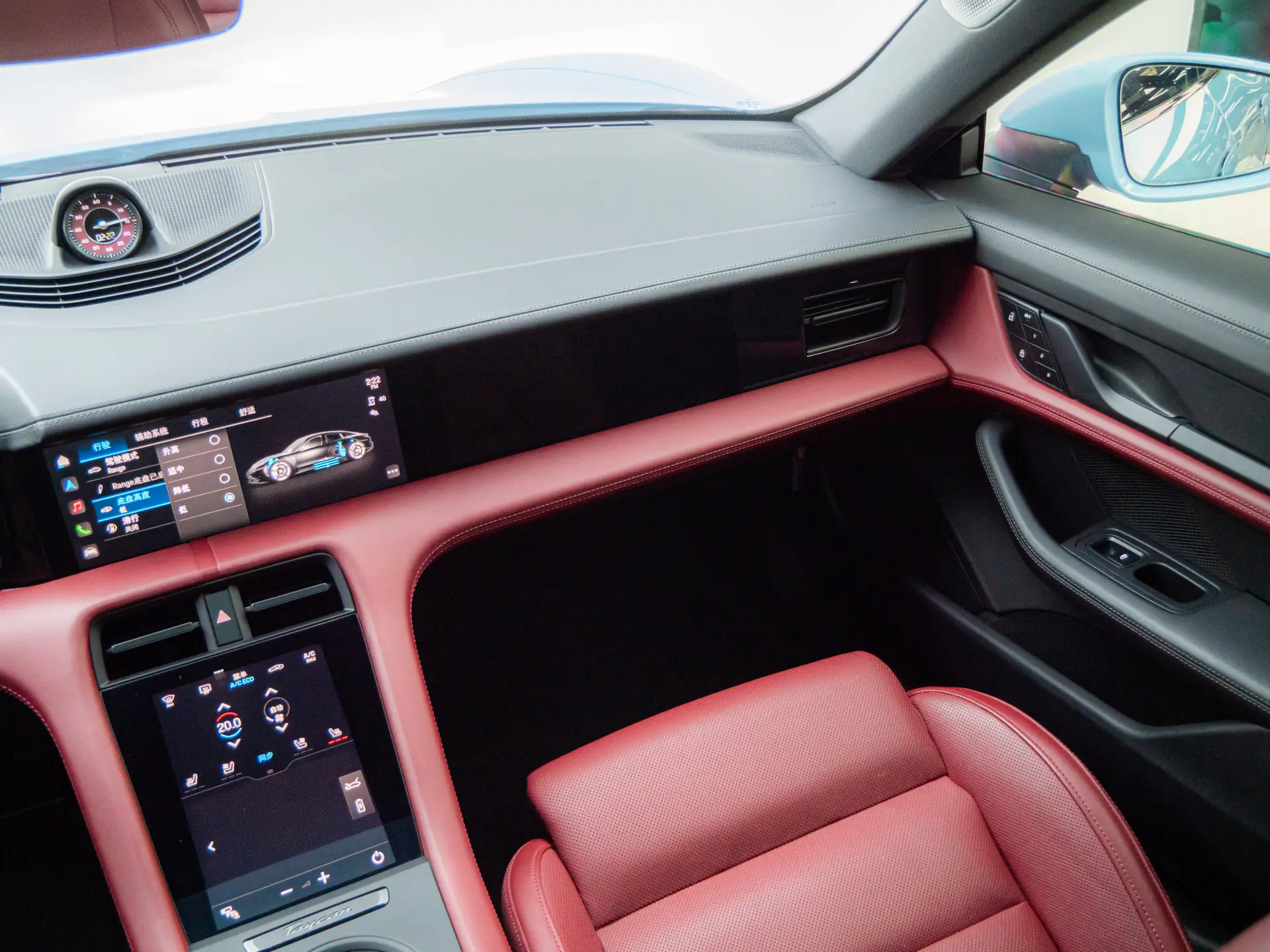 Porsche Taycan, 2023 23