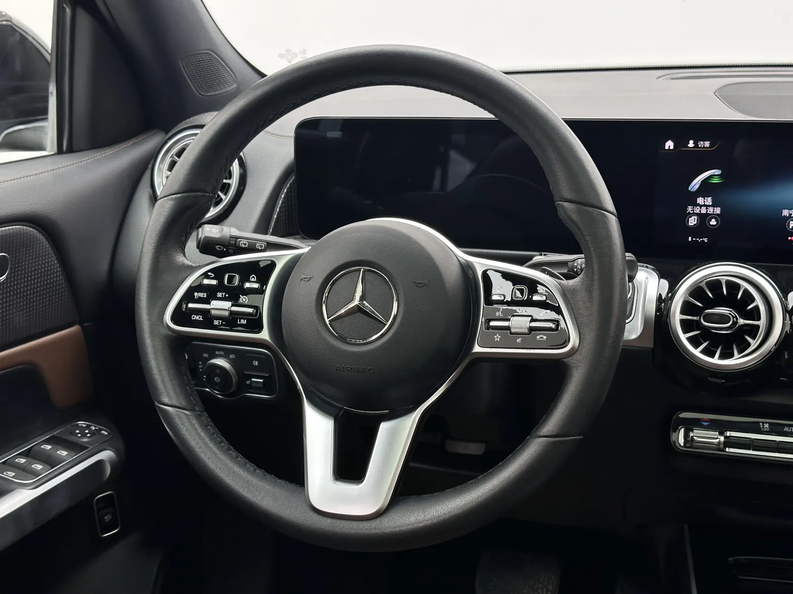 Mercedes-Benz GLB, 2022 12