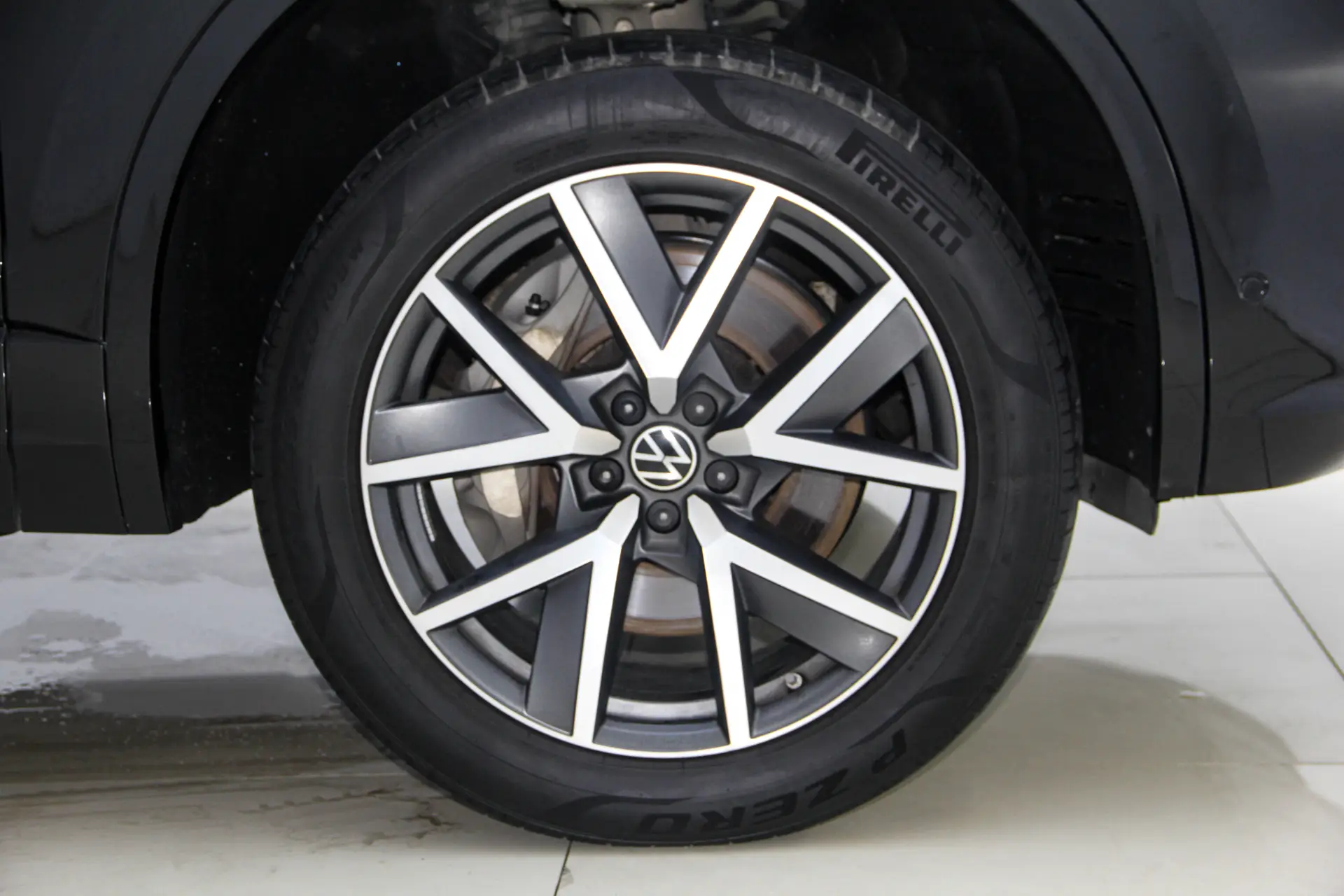 Volkswagen Touareg, 2023 11