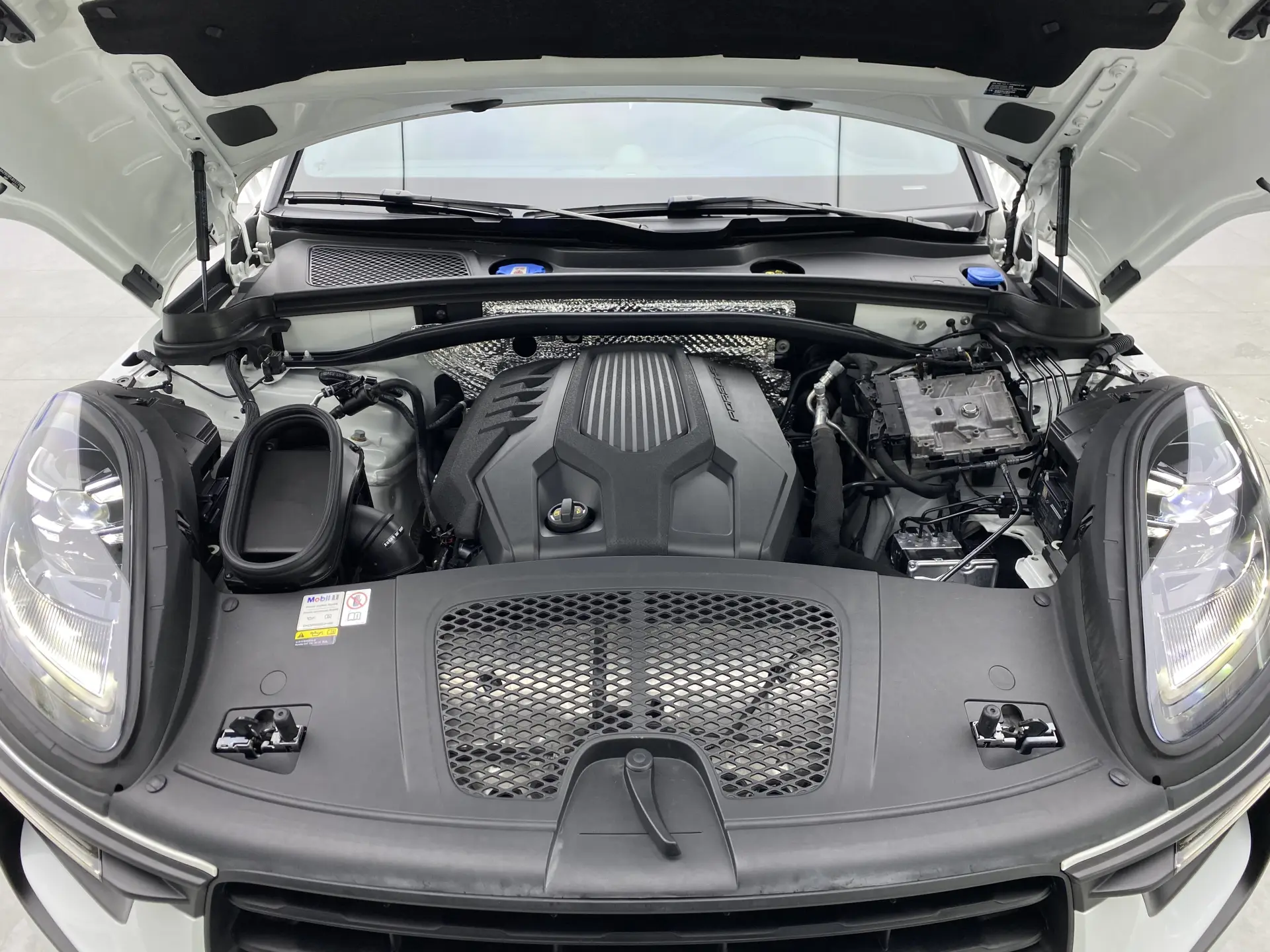 Porsche Macan, 2023 28