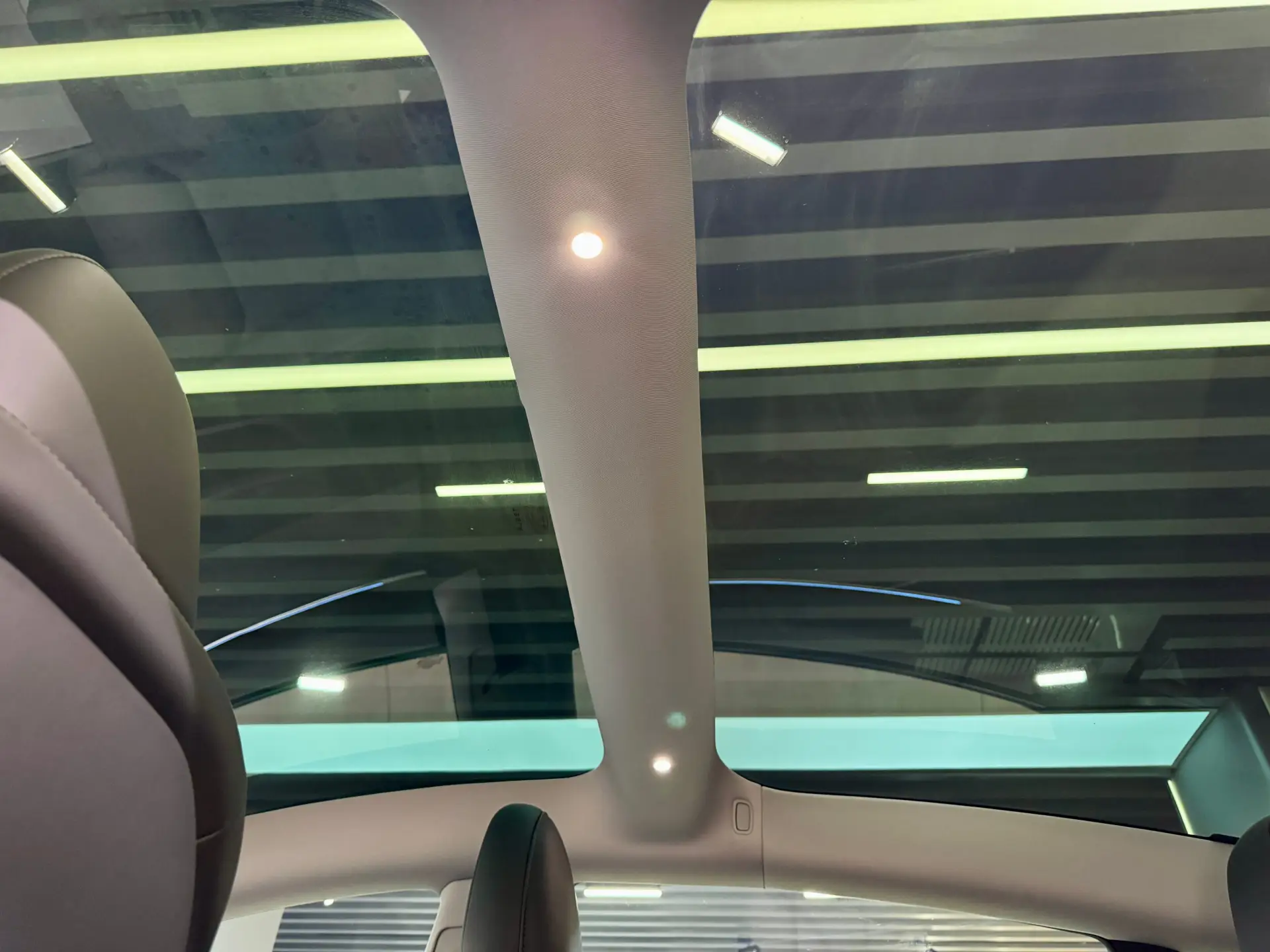 Tesla Model 3, 2024 20