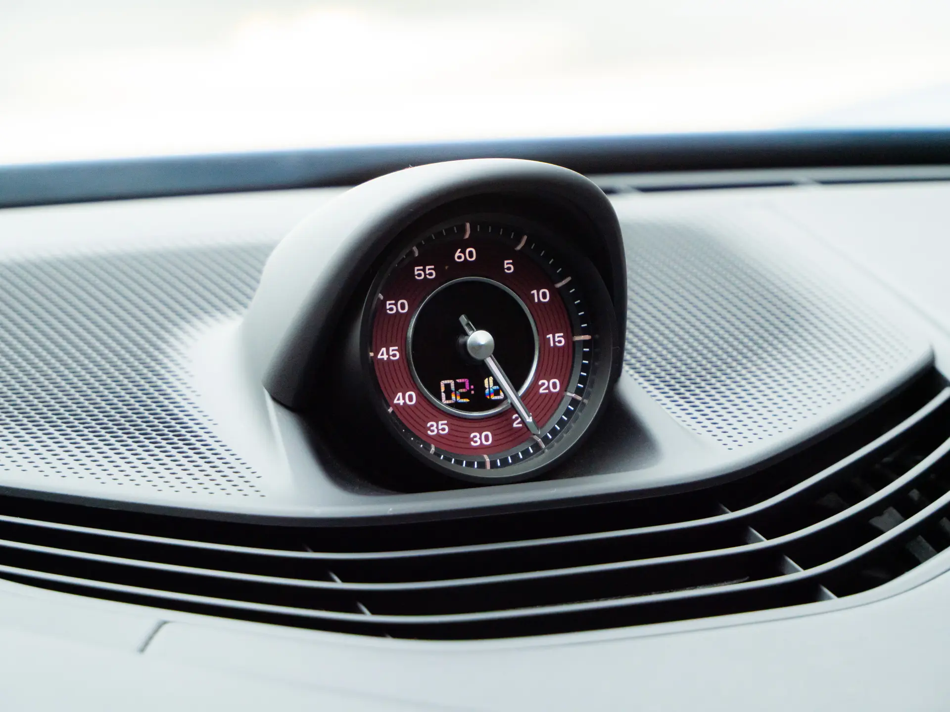 Porsche Taycan, 2023 11