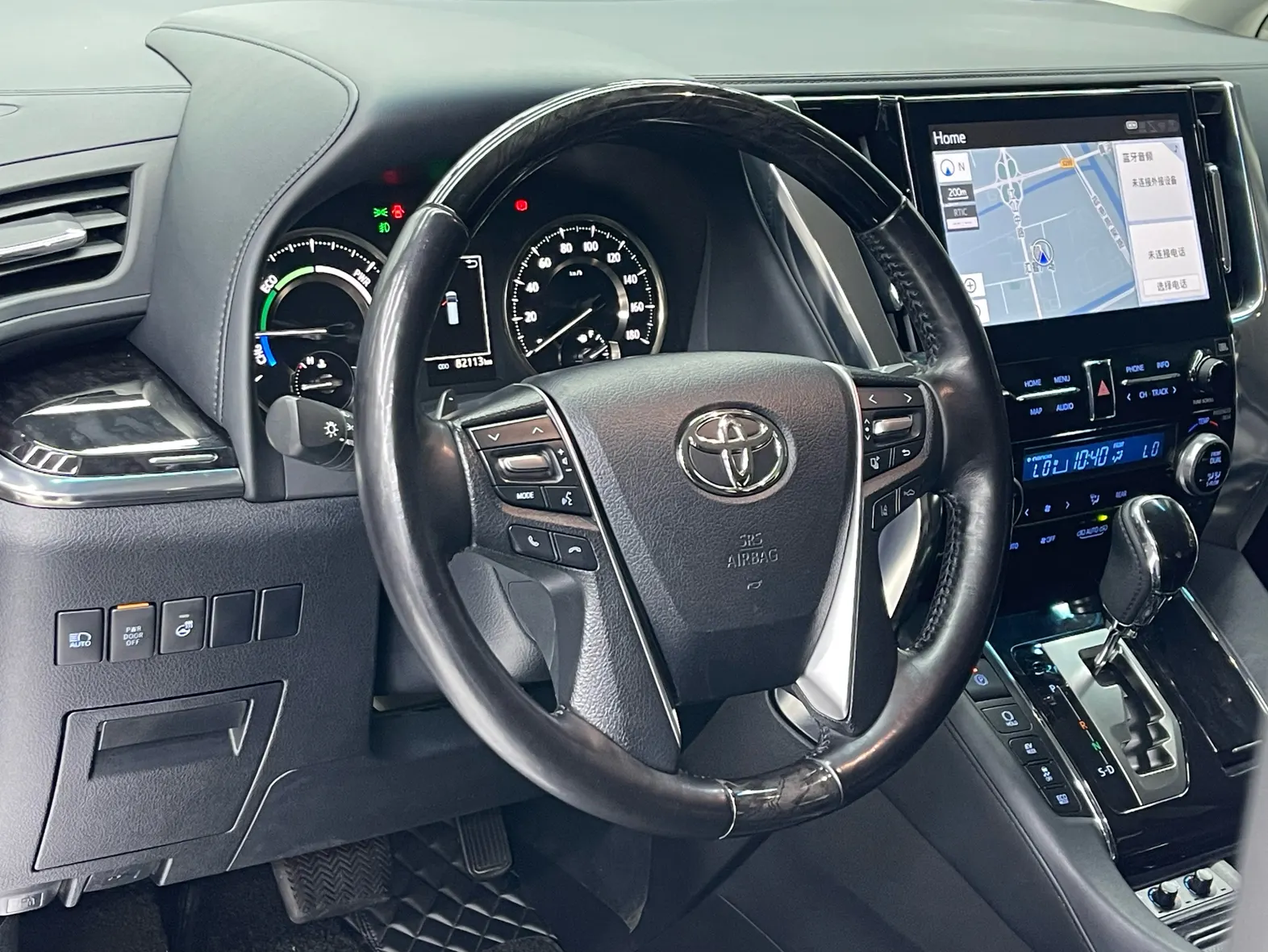 Toyota Vellfire, 2022 19