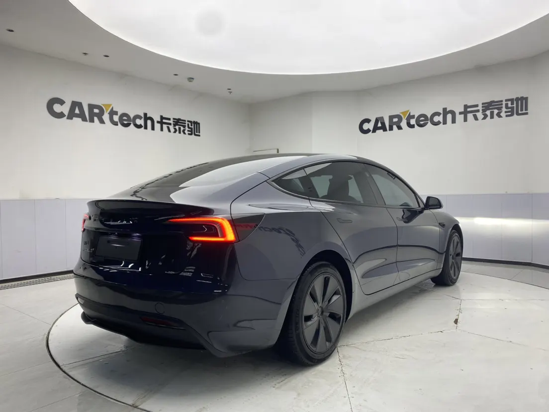 Tesla Model 3, 2024 все фото