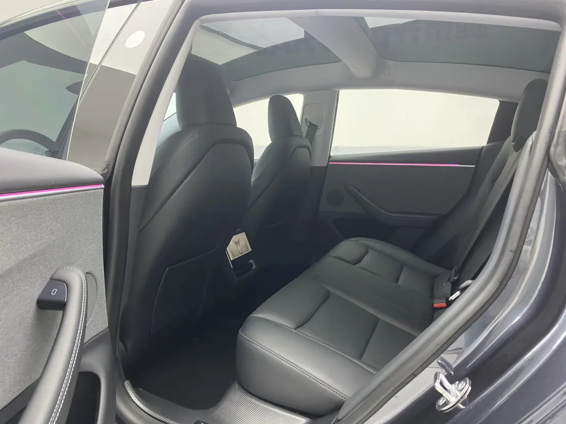 Tesla Model 3, 2024 20