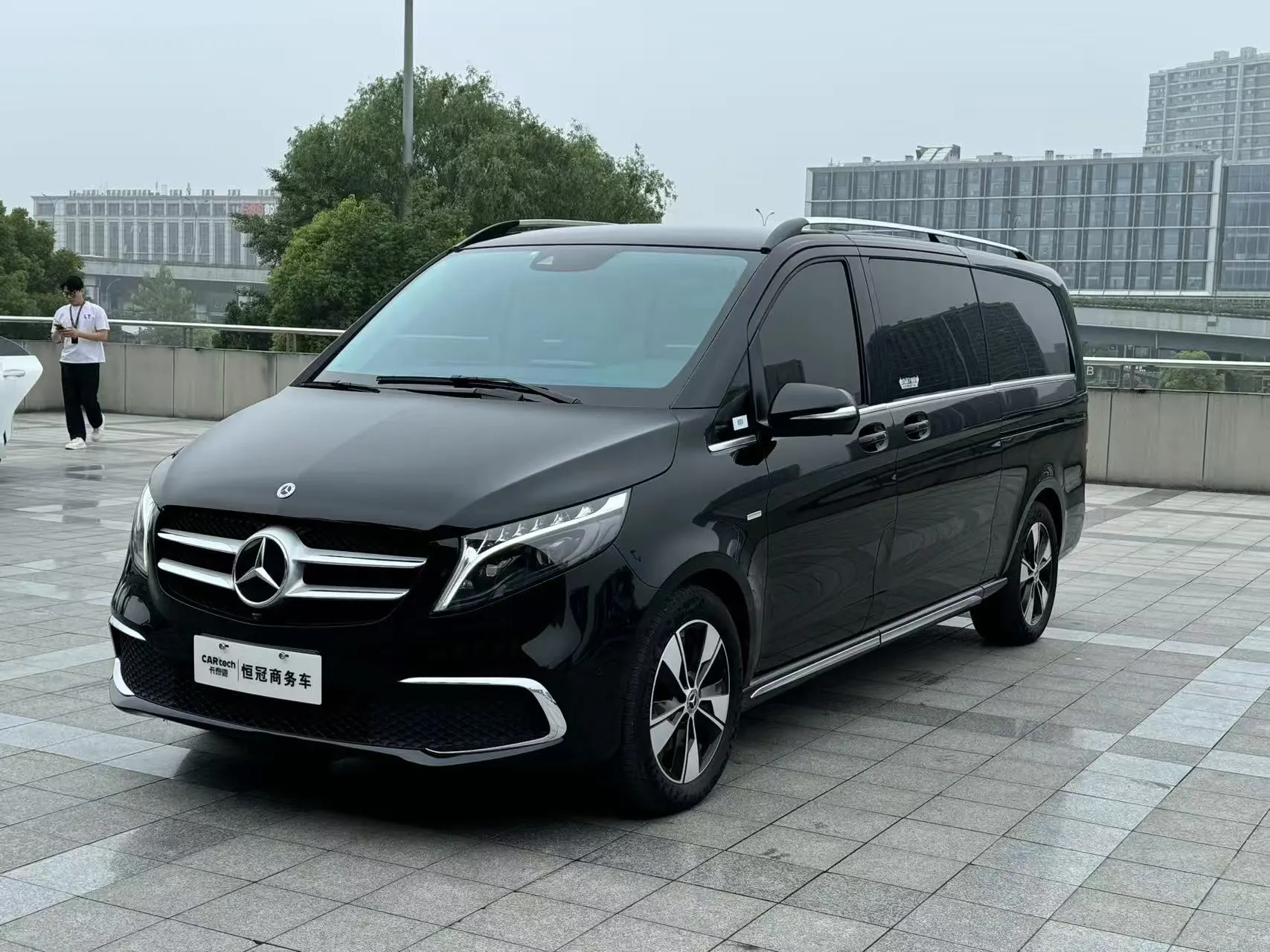 Mercedes-Benz V
