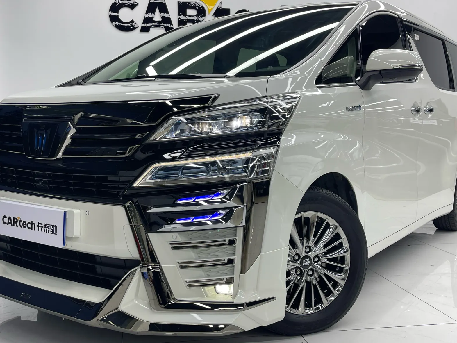 Toyota Vellfire, 2022 8