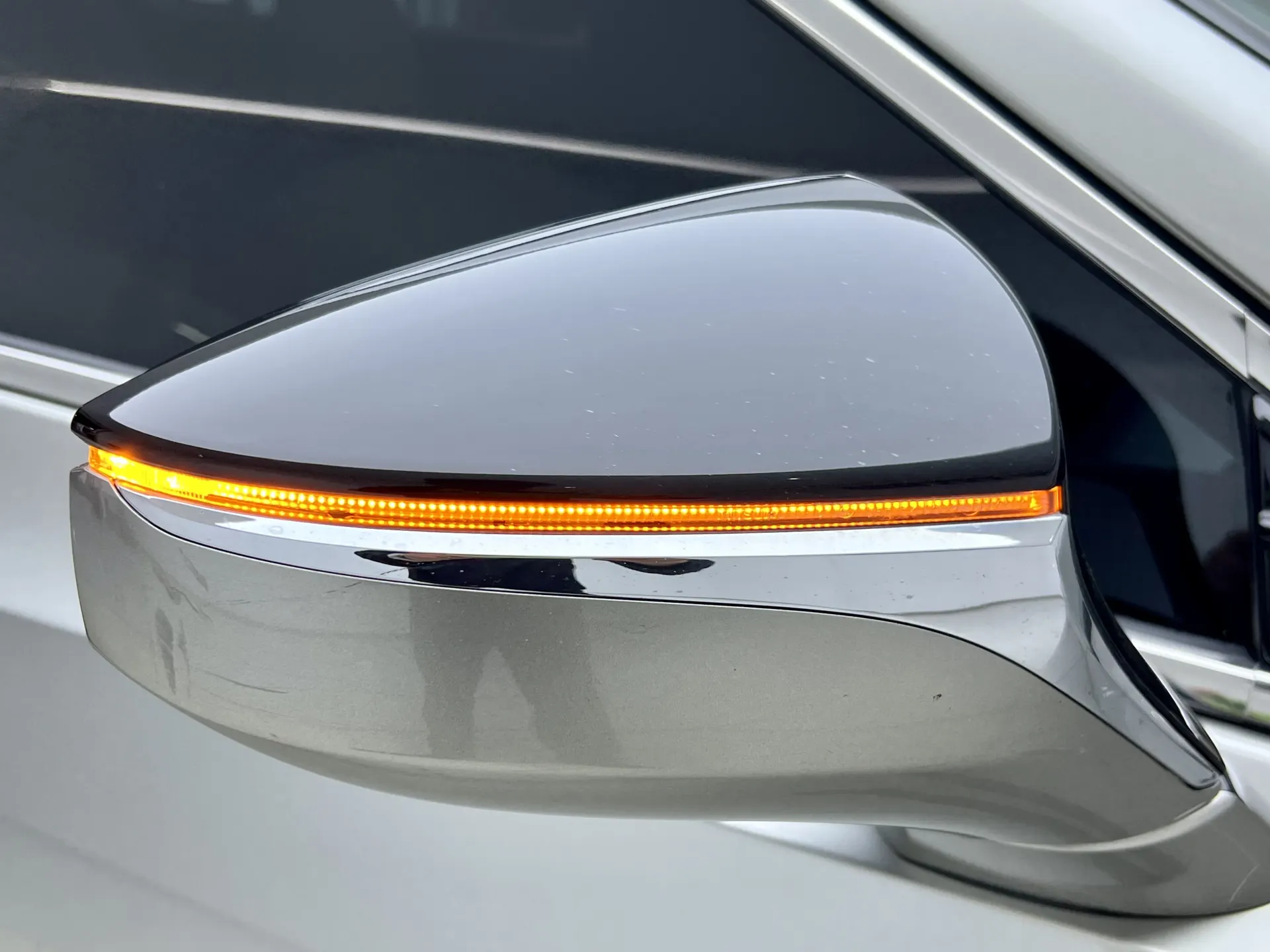 Lexus ES 200, 2022 8