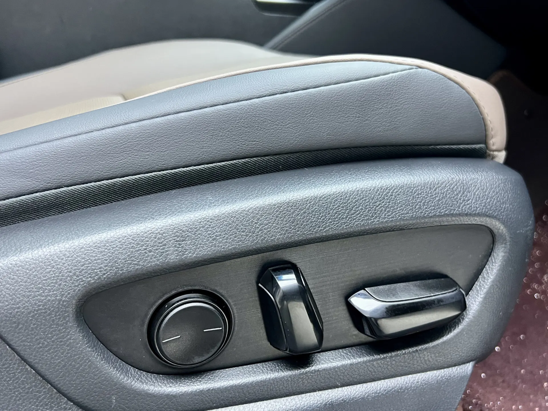 Lexus ES 200, 2022 16